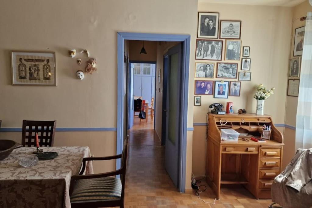 Classic Apartment In 칼라마타 외부 사진