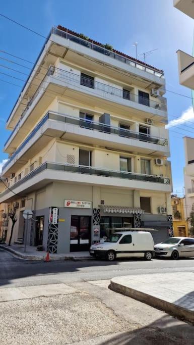 Classic Apartment In 칼라마타 외부 사진