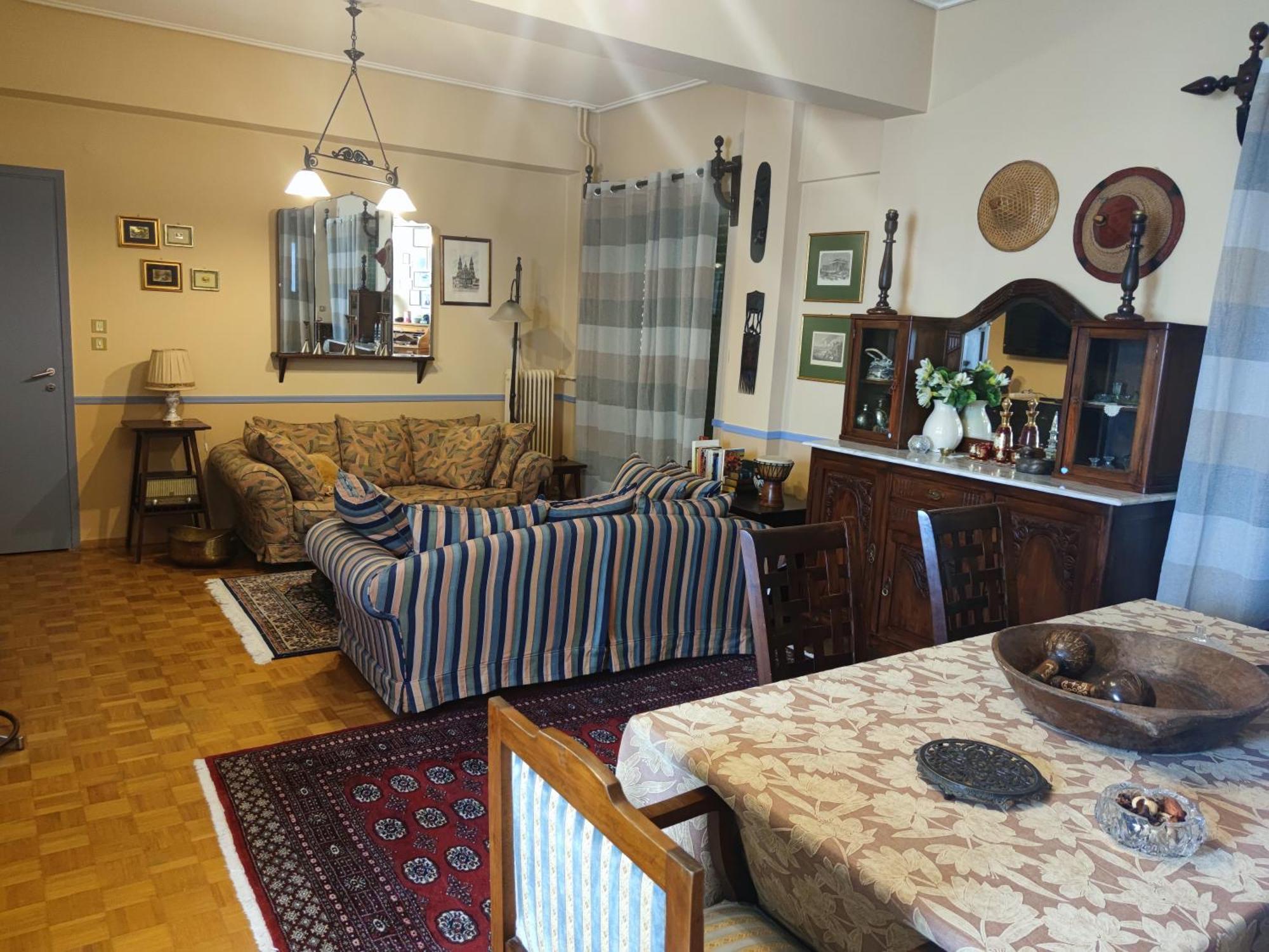 Classic Apartment In 칼라마타 외부 사진