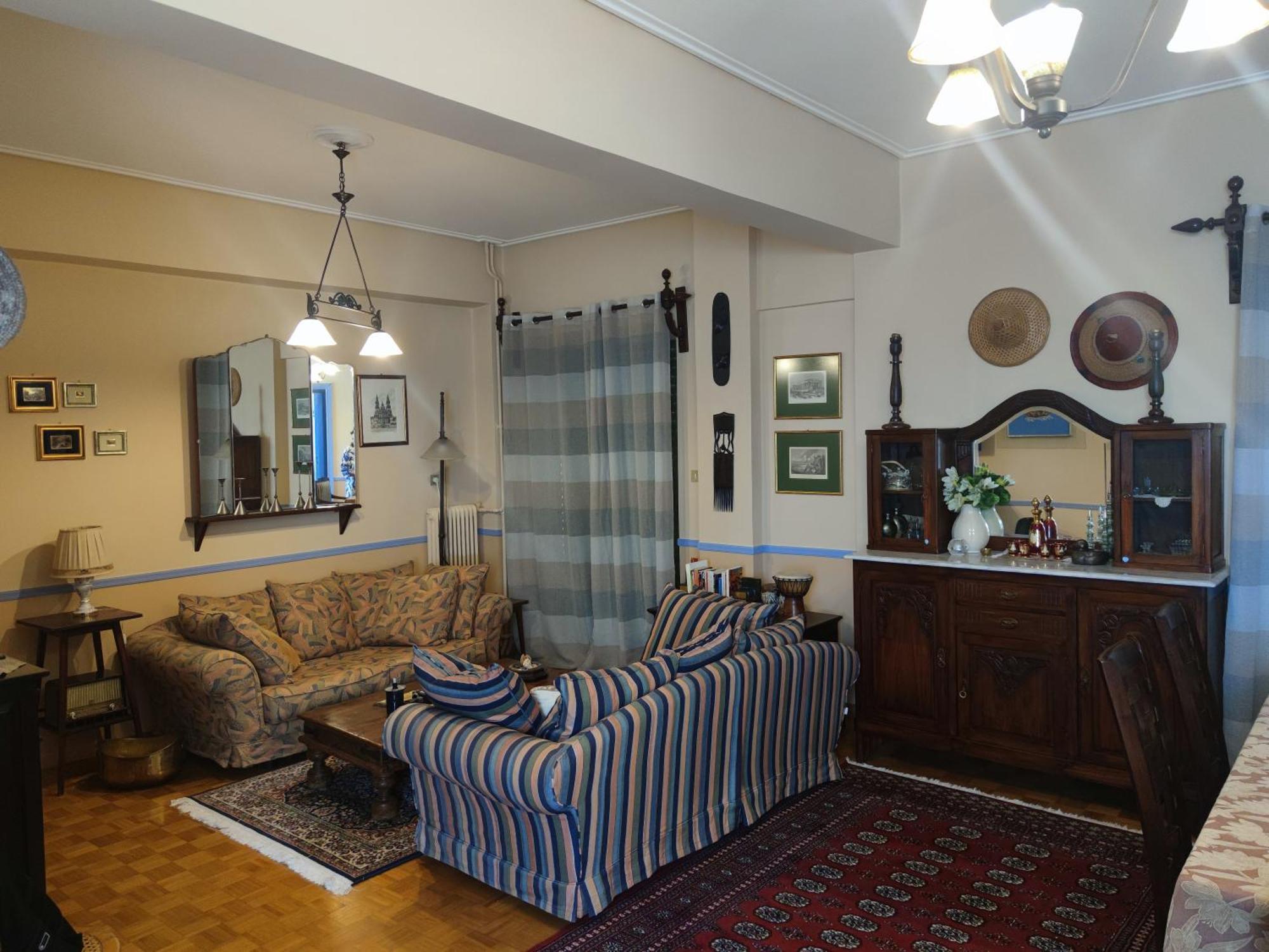 Classic Apartment In 칼라마타 외부 사진